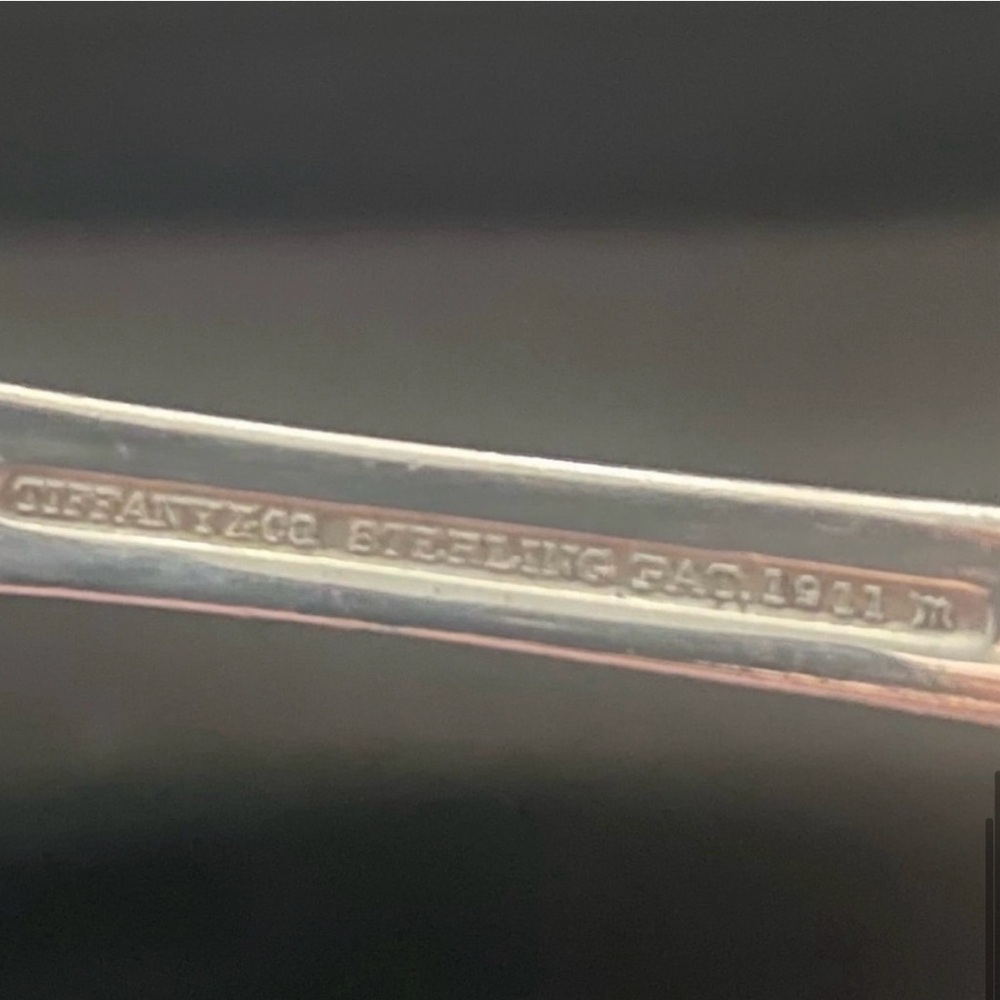 Luxurious Tiffany Co sterling flatware - Picture 15 of 16